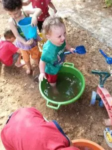 Read more about the article משפחתון האפרוחים של יאנה